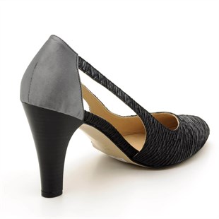 Costo shoesAbiye ve Topuklu Modellerimiz1001 Siyah Gri Büyük Numara Kadın Ayakkabıları