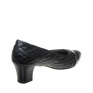Costo shoesAbiye ve Topuklu Modellerimiz1023 Siyah Rugan Siyah Dörtgen Büyük Numara Bayan Ayakkabısı