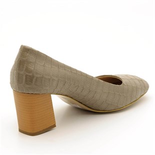 Costo shoesAbiye ve Topuklu Modellerimiz2018 Vizon-Timsah Topuklu Büyük Numara Kadın Ayakkabısı