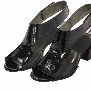 Costo shoesAbiye ve Topuklu ModellerimizDRl4316 Siyah Rugan Büyük Numara Kadın Ayakkabısı Rahat Geniş şık Kalıp Yeni sezon 