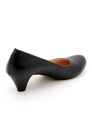 KT CollectionsAbiye ve Topuklu ModellerimizKT-2880 Siyah Büyük Numara Kadın Ayakkabıları