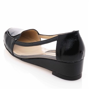 iriadamGündelik ve Rahat Modeller17309 Siyah Transparan Büyük Numara Gündelik Kadın Ayakkabısı