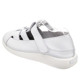 Costo shoesGündelik ve Rahat Modeller41-42-43-44 Numaralarda N2021 Beyaz Cırtlı Kemerli Ayarlanabilir Bilek Ortopedik Rahat Taban Büyük Numara Kadın Ayakkabı