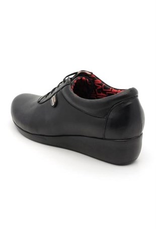 iriadamGündelik ve Rahat ModellerZ 5 Siyah Büyük Numara Gündelik Kadın Ayakkabısı