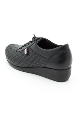 iriadamGündelik ve Rahat ModellerZ 6 Siyah Büyük Numara Gündelik Kadın Ayakkabısı
