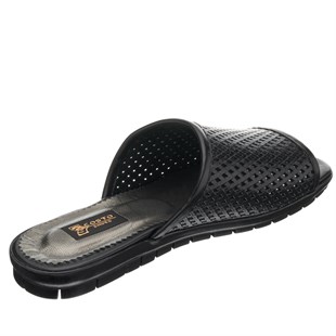Costo shoesTerlik Sandalet ve Babet Modellerimiz41-42-43-44 Numaralarda N1396 Siyah Kuzu Derisi Astarsız Rahat Esnek Düz Taban Büyük Numara Kadın Terlik