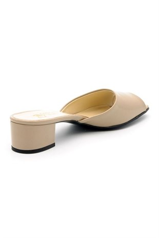 Costo shoesTerlik Sandalet ve Babet ModellerimizG001 Büyük Numara Bayan Terlik