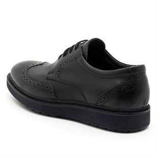 iriadamYazlık Modellerimiz14297 Siyah Düz Deri Küçük Numara Rahat Taban Ayakkabı